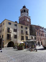 Savigliano, Torre Civica an der Piazza Santorre di Santarosa (03.10.2018)