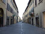 Arezzo, historische Gebude in der Via Cavour (26.03.2022)