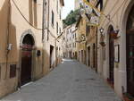 Massa Marittima, Häuser in der Via Bernardino degli Albizzeschi (22.05.2022)