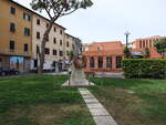 Piombino, Kriegerdenkmal an der Piazza Leonardo da Vinci (22.05.2022)