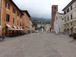 Pietrasanta, Piazza Duomo mit Kathedrale San Martino, Kathedrale erbaut im 14.