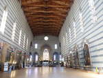Siena, Innenraum der Basilika San Francesco, Hauptaltar von Leopoldo Maccari (17.06.2019)