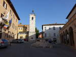 Chiusi, Rathaus und Uhrturm an der Piazza XX Settembre (21.05.2022)