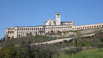 Assisi, Sacro Convento mit Basilika San Francesco am Monte Subiaso (26.03.2022)