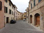 Bevagna, historische Huser am Corso Giacomo Matteotti (27.03.2022)