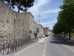 Todi, historische Stadtmauer entland der Via San Filippo (24.05.2022)