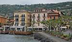 Hotel del Porto, direkt am Schiffs Anleger am Gardasee von Torri del Benaco.
