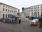 Padova/Padua, Statue von Camillo Benso an der Piazza Cavour (28.10.2017)