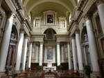 Vicenza, Innenraum mit korinthische Säulen in der Pfarrkirche San Gaetano (28.10.2017)