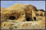 Wohnhöhlen und Grabanlage in Petra.