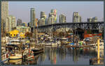 Die Granville Street Bridge wurde 1954 eröffnet und verbindet die Stadtteile Downtown und Fairview in Vancouver.
