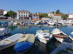 An der Hafenpromenade von Malinska auf der Insel Krk (30.04.2017)