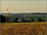 Das Dorf Crendal liegt friedlich im Abendlicht des 30.07.2010.