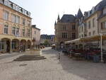 Echternach, Rathaus und Brunnen am Place du Marche (18.06.2022)