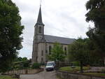 Useldingen, Pfarrkirche Saint-Pierre in der Rue de Eglise (20.06.2022)