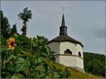 Die Kapelle in Heiderscheid-Grund aus dem Jahre 1853 ist ein achteckiger Bau im neo-gotischen Stil.