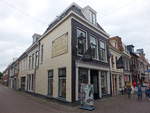 Leeuwarden, historische Huser in der Nieuwestad Strae (25.07.2017)