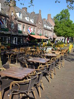 Am Marktplatz von Wageningen (09.05.2016)