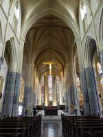 Roermond, Mittelschiff und Chor der Christoffelkathedrale, Dalheimer Kreuz aus dem 13.