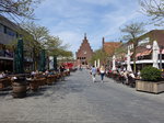 Marktplatz mit altem Rathaus von Waalwijk (06.05.2016)