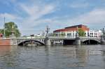Amsterdam - die  Blouwbrug  ber die Amstel - 23.07.2013
