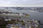 Blick auf Amsterdam in westlicher Richtung vom A'dam Lookout.