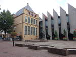Zwolle, altes und neue Rathaus am Grote Kerkplein, altes Rathaus erbaut Mitte des 15.