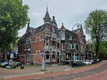 Dieses Haus wurde um 1901 f�r den pensionierten Milit�rarzt Johannes Albertus Vrijheid und seine Familie erbaut und z�hlt zu den denkmalgesch�tzten Geb�ude in Utrecht.