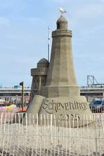 DEN HAAG (Zuid-Holland), 03.06.2025, Sandkunst am Strand von Scheveningen