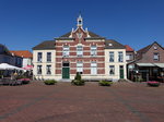 Oude Tonge, Rathaus am Hafen (24.08.2016)