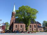 Moss, neugotische evangelische Kirche, erbaut 1861, Architekten der Kirche waren Heinrich Ernst Schirmer und Wilhelm von Hanno (21.05.2023)