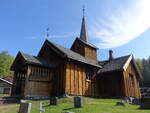 Vatnas, evangelische Stabkirche, kreuzfrmige Holzkirche von 1665 (30.05.2023)