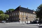 Trondheim (Fylke Trndelag), 30.05.2018, der Stiftsgrden (Hof des Stiftsamtsmanns) in der Munkegata ist das grte Holzpalais Skandinaviens und wurde in den 1770er Jahren im
