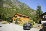 Die Jugendherberge in Flm (Gemeinde Aurland in Norwegen).