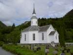 Pfarrkirche von Lavik, erbaut 1865, Sognefjord (26.06.2013)