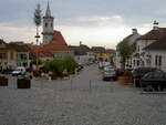 Rust, Rathausplatz mit der Pfarrkirche Hl.