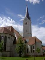 Klagenfurt, Ostansicht der Stiftskirche Vikring, erbaut ab 1202 durch Abt Eberhard   (20.05.2013)