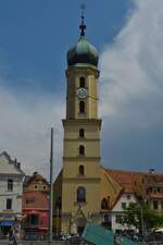 Die rmisch-katholische Franziskanerkirche am Ufer der Mur in Graz.