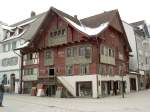 Dornbirn, Rotes Haus am Markt, erbaut 1639 von der Familie Rhomberg, typisches   Rheintaler Haus, heute Gasthaus (17.03.2013)