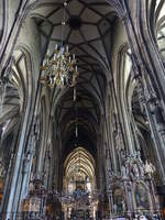 Wien, gotisches Mittelschiff des Dom St.