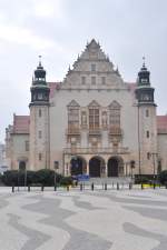 POZNAŃ, 29.04.2013, Adam-Mickiewicz-Universitt Posen (entstand am 07.05.1919 in Posen als dritte staatliche Universitt in Polen), mit heute ber 50.000 Studenten