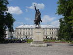 Zamosc, Denkmal fr Jan Zamoyski vor dem Palais Zamoyski (16.06.2021)