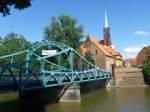 Brcke von der Sand- zur Dominsel in Breslau (Wroclaw) im Sommer 2012