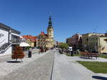 Otmuchov / Ottmachau, Rathaus und Huser am Rynek Platz (01.07.2020)