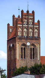 Der Turm von der katholischen St.-Jakobi-Kirche in Lębork (Lauenburg in Pommern).