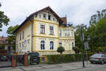 Haus aus der deutschen Grnderzeit in Ulica Żeromskiego (bis 1945 Villenstrae) in Ustka (Stolpmnde) in Hinterpommern.