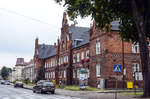 Neugotisches Backsteingebäude an der Ulica Bogusława X in Darłowo (Rügenwalde) in Hinterpommern.