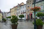 Huser am Rathausplatz in Darłowo (Rgenwalde) in Hinterpommern.