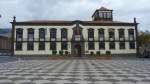 Das Rathaus von Funchal (  Câmara Municipal ) am zentralen Platz  Largo do Município  (Madeira - März 2014)