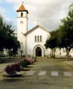 ARMAÇÃO DE PÊRA (Concelho de Silves), 13.11.1998, Igreja Nossa Senhora dos Navegantes, die Igreja Matriz von Armação de Pêra (Foto eingescannt) 